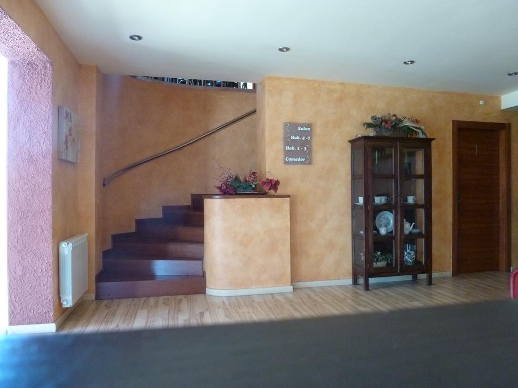 Hotel H Con Encanto Binefar Ngoại thất bức ảnh