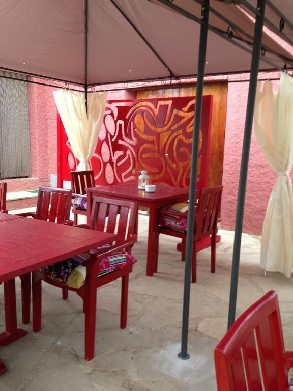 Hotel H Con Encanto Binefar Ngoại thất bức ảnh